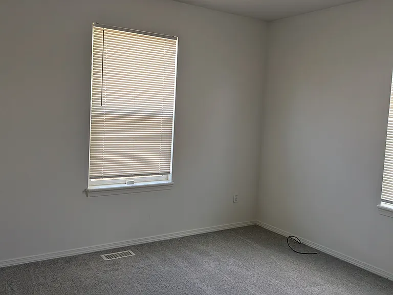 14270 Shenandoah St — Photo 16