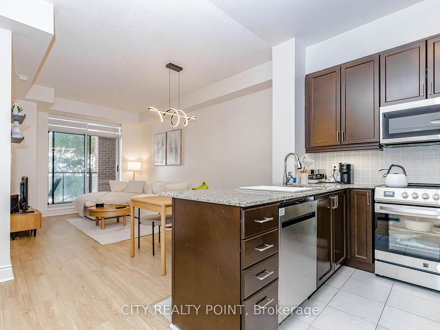 2 bed, $2,400 — Photo 2