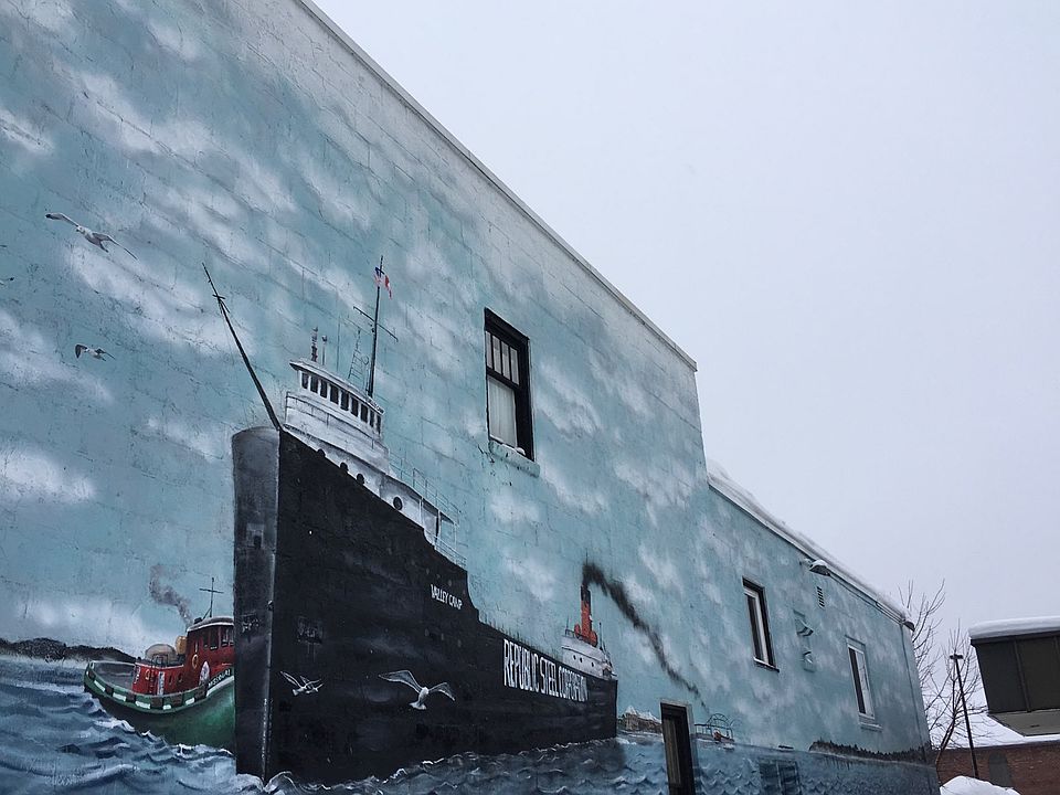 Bldg Mural