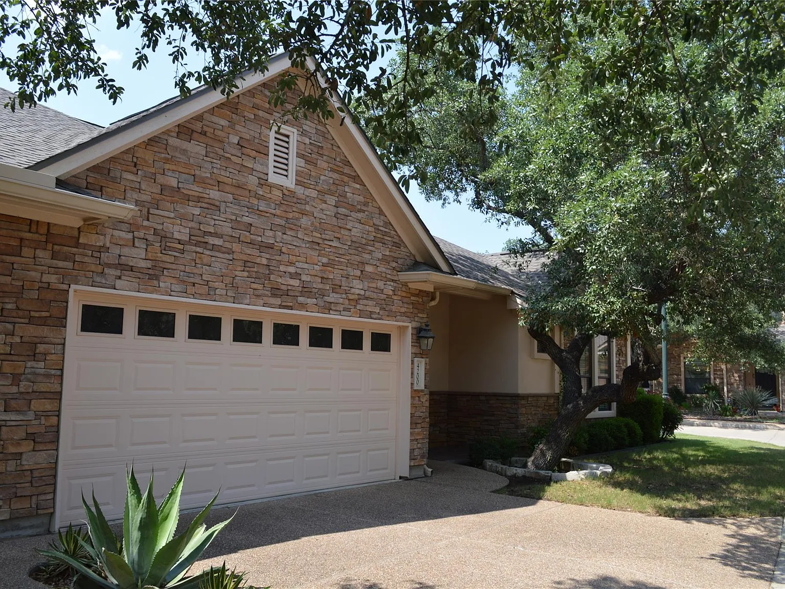 3 bed, 2.0 bath, 1536 sqft, $2,750 — Photo 3