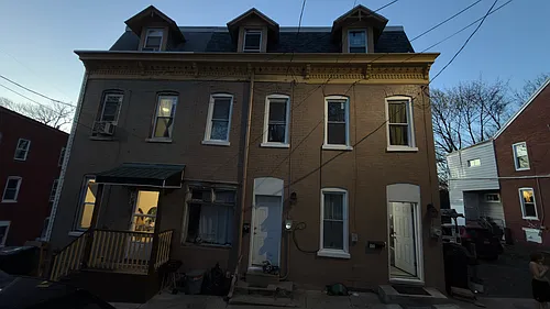522 Howard Ave Photo 1