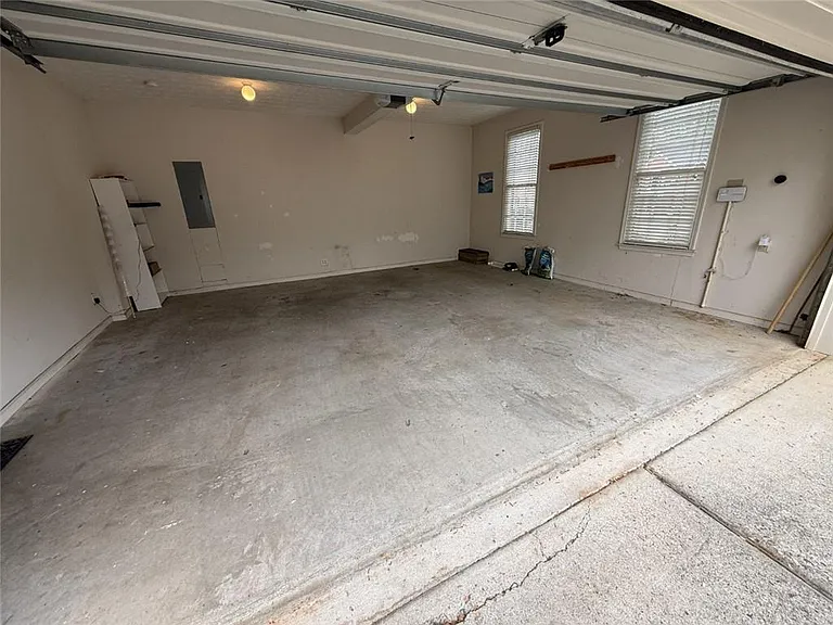 5730 Devonshire Way — Photo 37