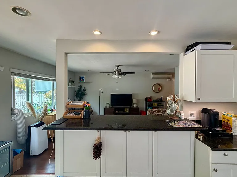 3359 Roosevelt St — Photo 16