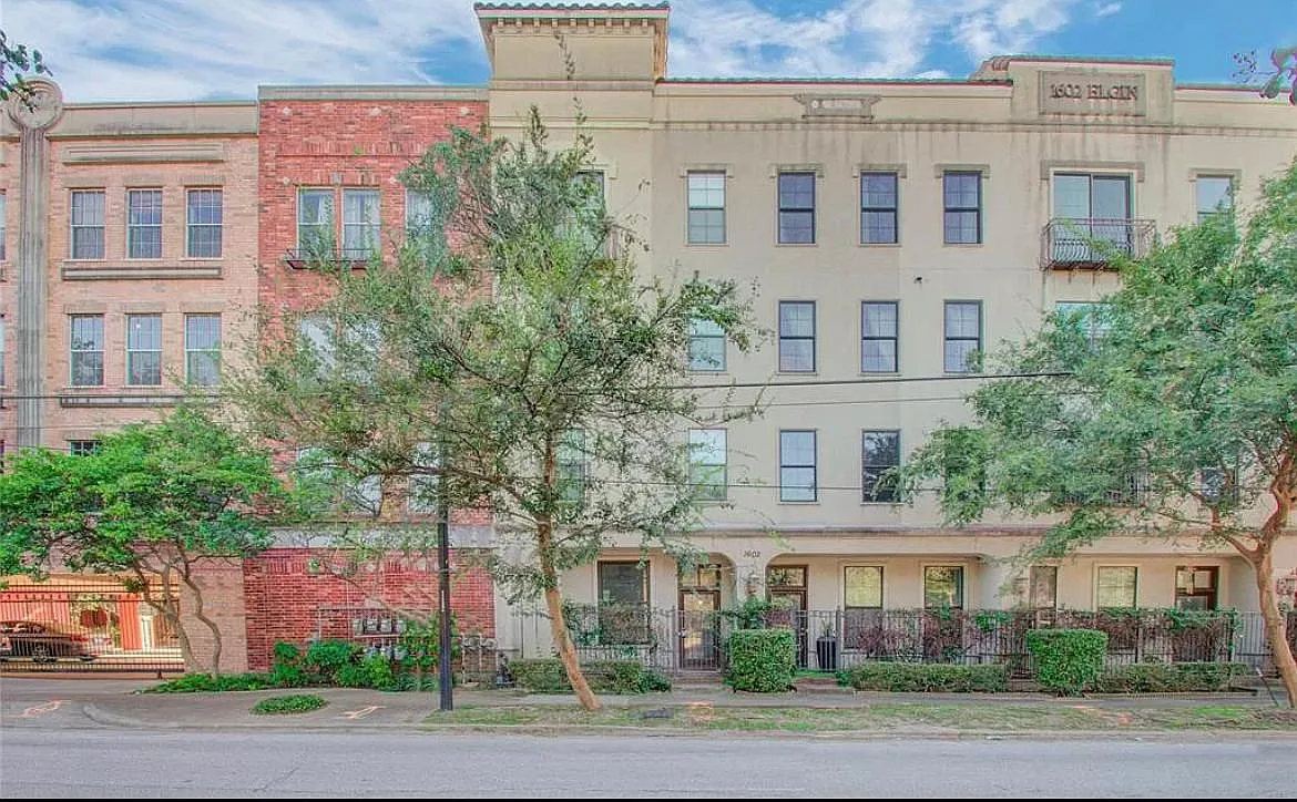 2 bed, 1.5 bath, 1370 sqft, $1,750 — Photo 3