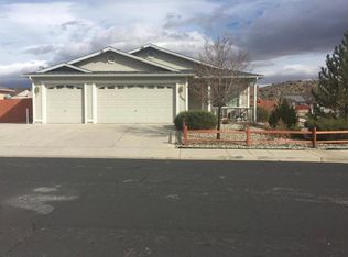 17605 Rogue River Ct, Reno, NV 89508