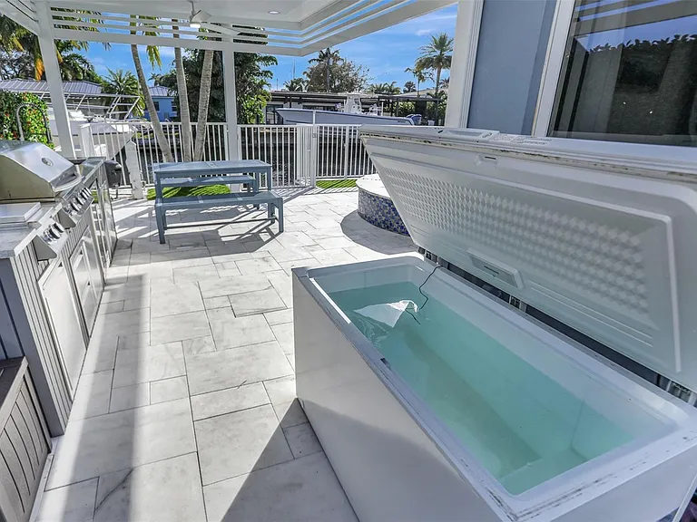 1304 Mandarin Isle — Photo 36