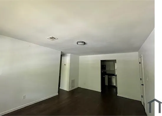 1610 Line Cir #1 — Photo 4