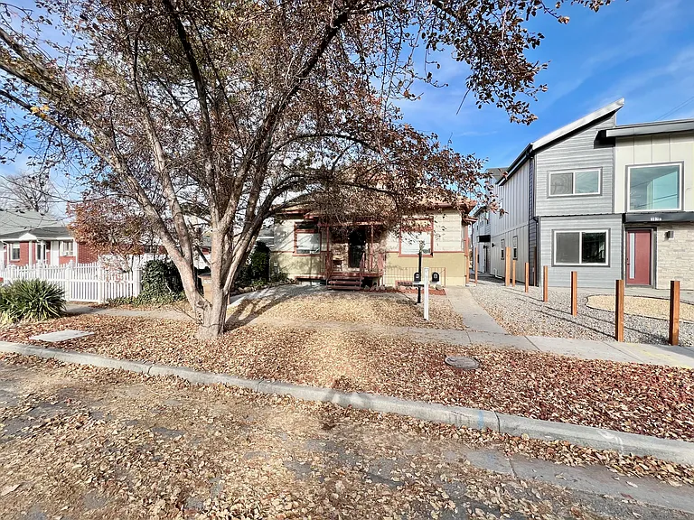 381 E Kensington Ave #B — Photo 20