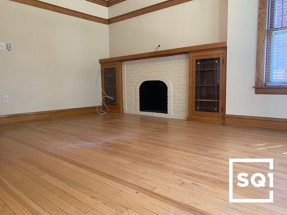 1st image of 5006 W Sunnyside Ave #1