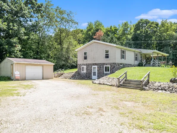 8407 Birch Run Rd, Millington, MI 48746