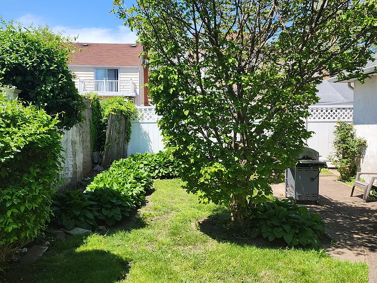 32 Euclid Ave #1 — Photo 13