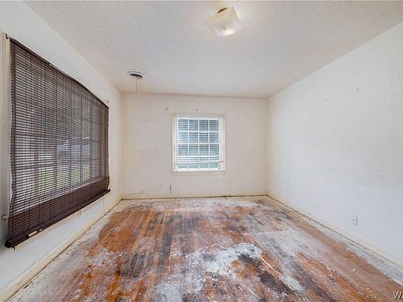 5th image of 4409 Vassie Dr