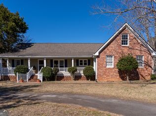 101 E Macedonia Church Rd, Oxford, GA 30054