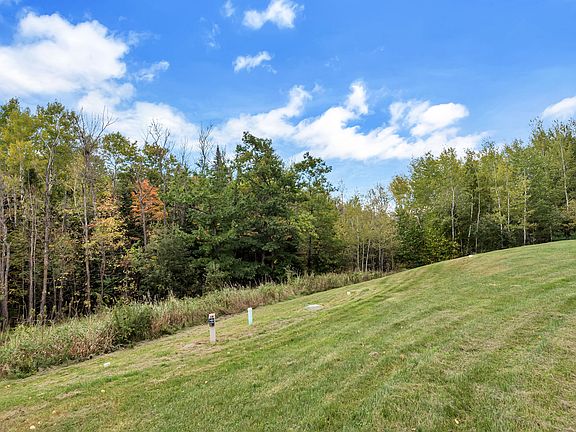 3rd image of 3655 Bayview Dr