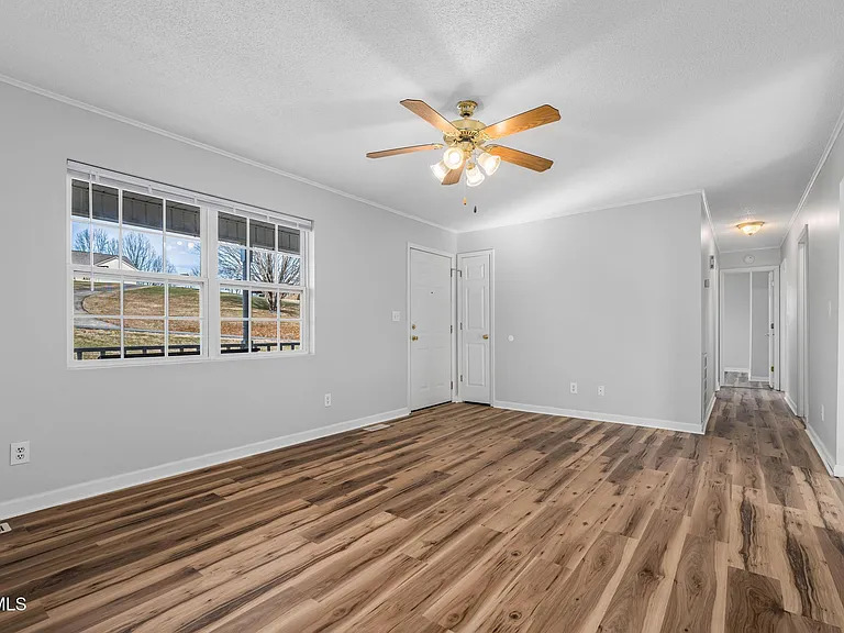 133 Paynetown Rd — Photo 9