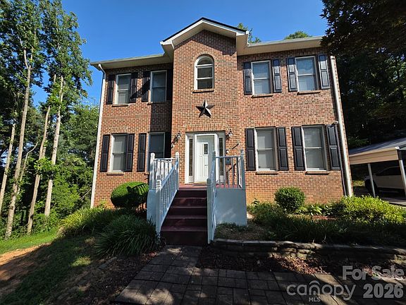 2nd image of 919 Danbrook Cir
