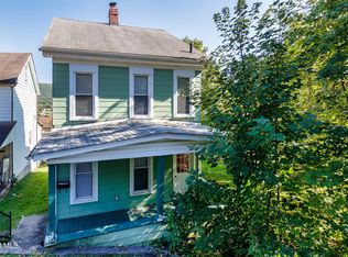 725 Carl Ave, Altoona, PA 16602