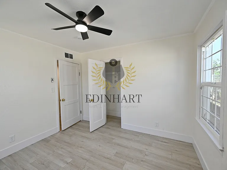 1584 N Carruth Ave — Photo 14
