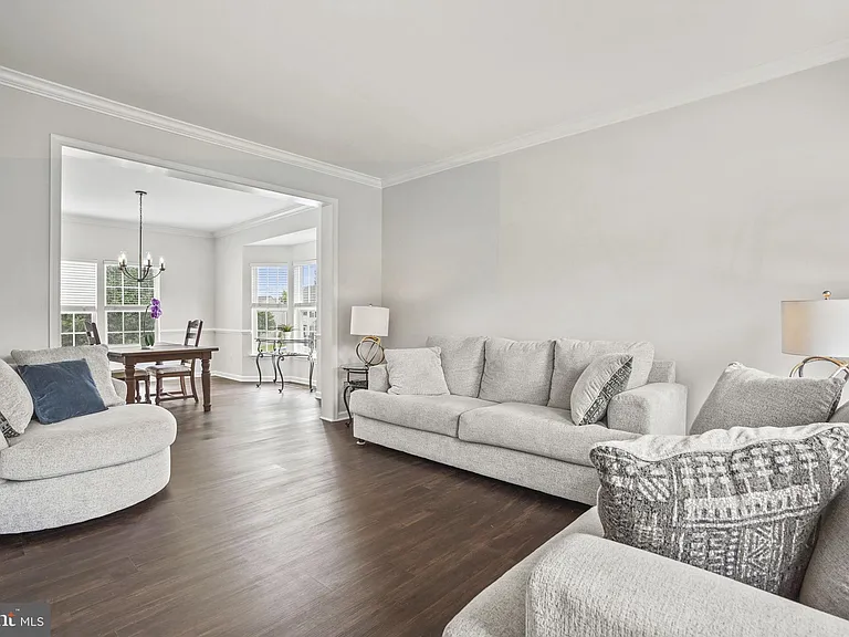 6032 Gholson Bridge Ct — Photo 5