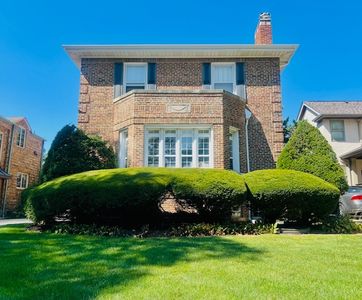 (Undisclosed Address), Chicago, IL, 60643