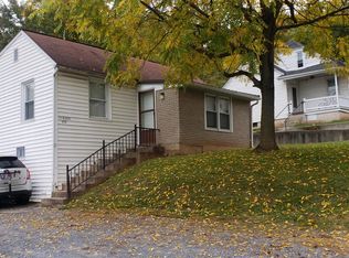 32 Ridge Ave, Ephrata, PA 17522