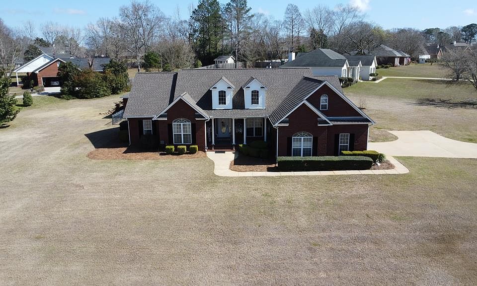 1st image of 201 Monticello Dr