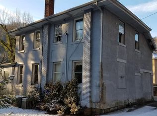 48 Gates Dr, Lynch, KY 40855
