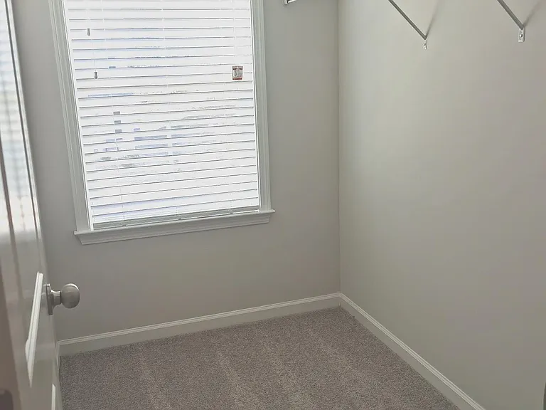 1823 Landon Ln — Photo 27