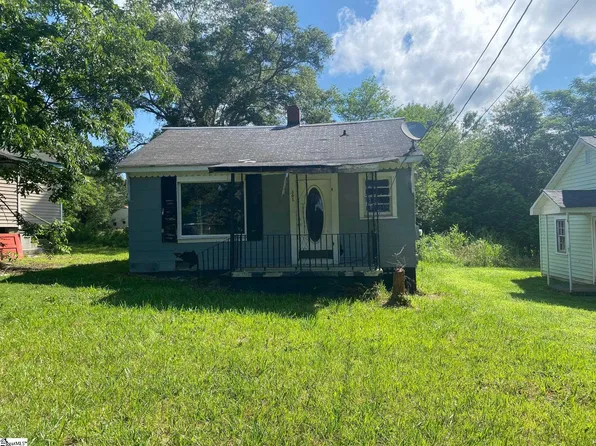 301 Lurey St, Laurens, SC 29360