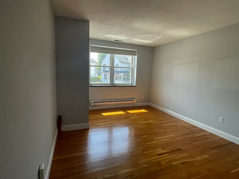 530 Vfw Pkwy #203 — Photo 10