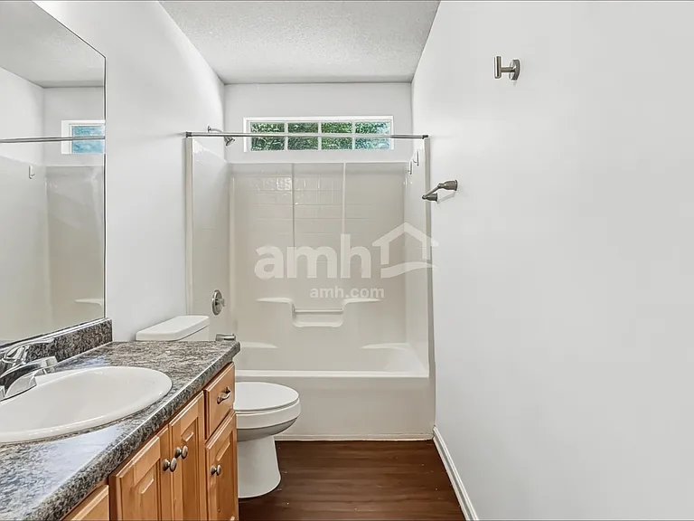 62 Golden Gate Dr — Photo 14