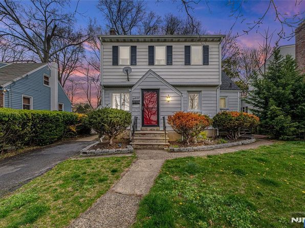41 Cambridge Ave, Englewood, NJ 07631
