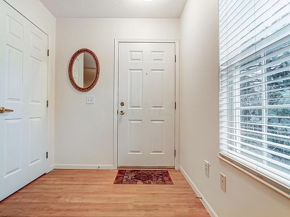5th image of 1090 Watkins Glen Ct
