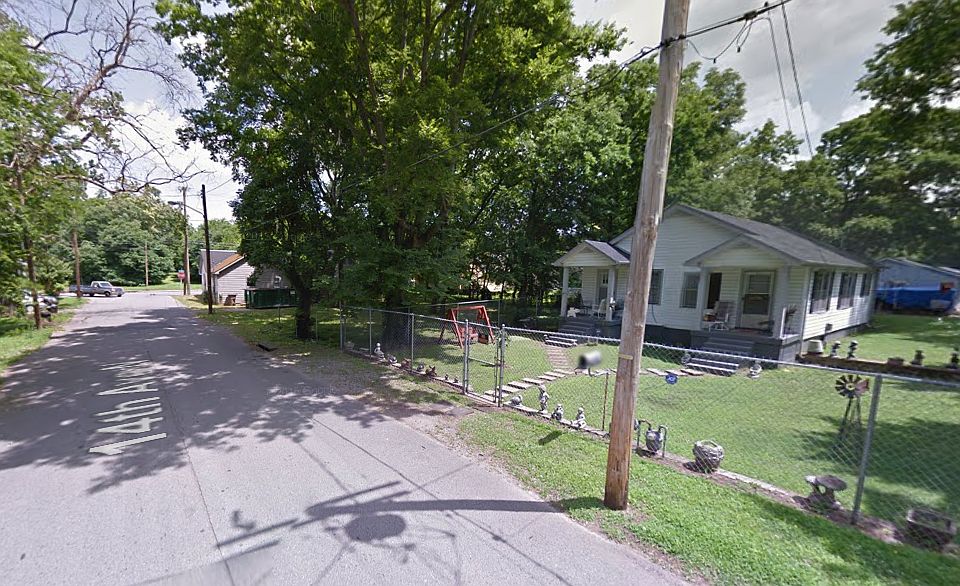 2nd image of 1924 14th Ave N