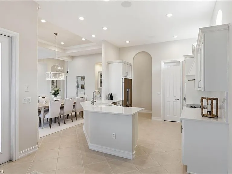 8950 Shenendoah Cir — Photo 26