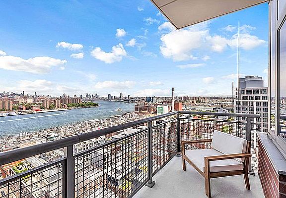 5th image of 100 Jay St APT 26C