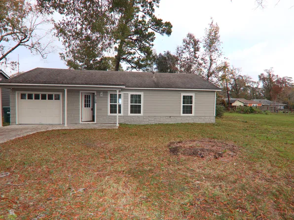 3120 Timberwood Ln, Beaumont, TX 77703