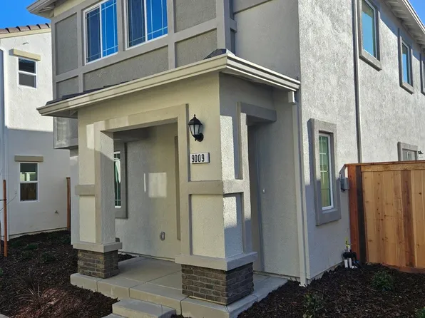 9009 Sausalito Ln, Roseville, CA 95747