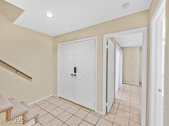 3rd image of 2512 Court St