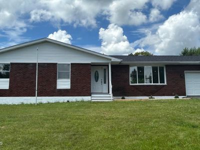 210 3rd St, Vandling, PA, 18421