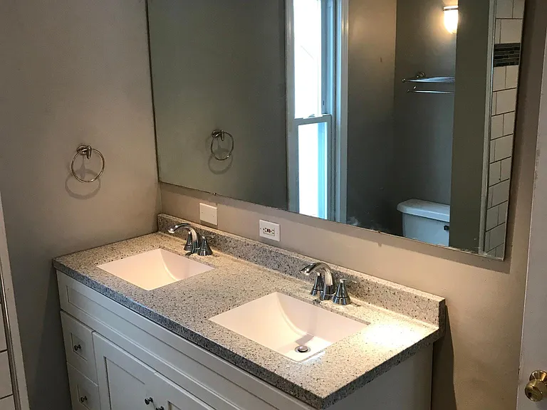 214 Woodruff Ave — Photo 8