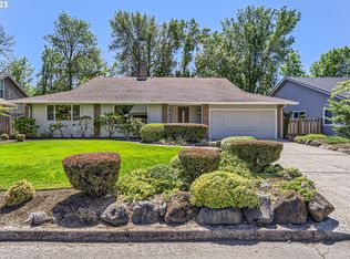 14460 NW Oak Hills Dr, Beaverton, OR