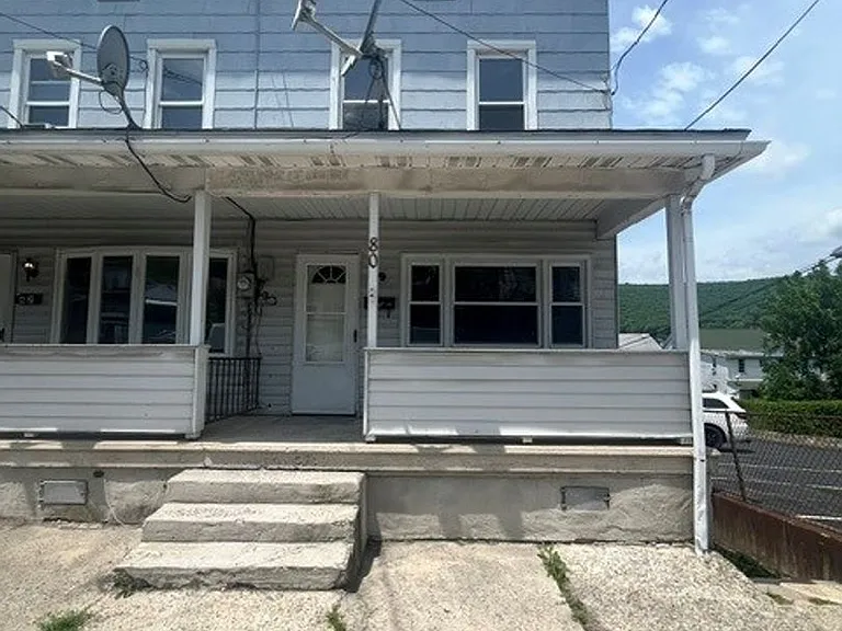 80 W Center St — Photo 1