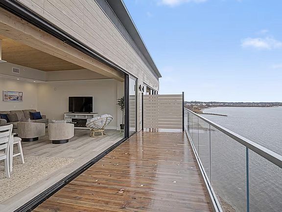 5th image of 901 Adelaide Cir #602