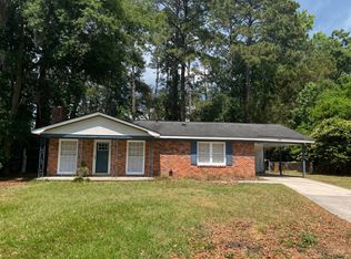 102 Juniper Cir, Savannah, GA 31419