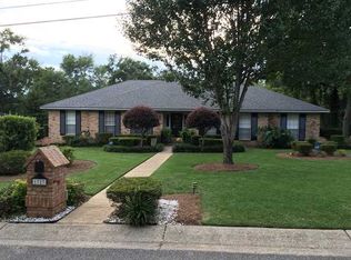 1727 Woods Trl, Eight Mile, AL 36613