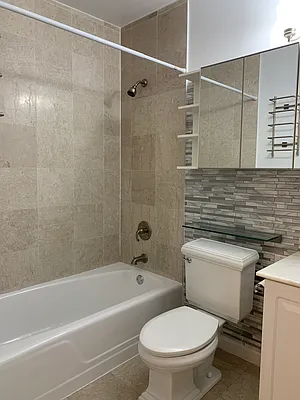 Rented by Sotheby's International Realty | media 20