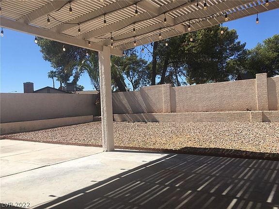 5th image of 7319 Clearwater Cir