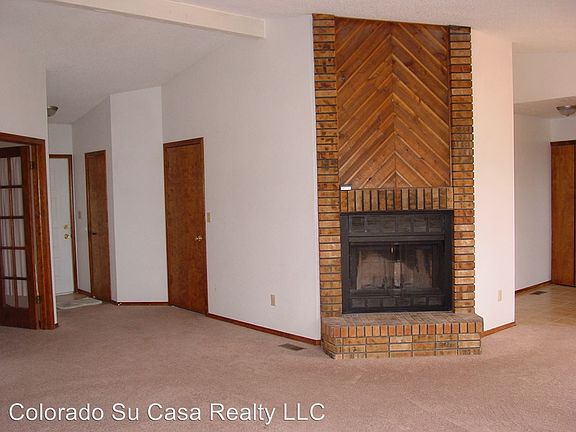 5th image of 4065 Scotch Pine Dr
