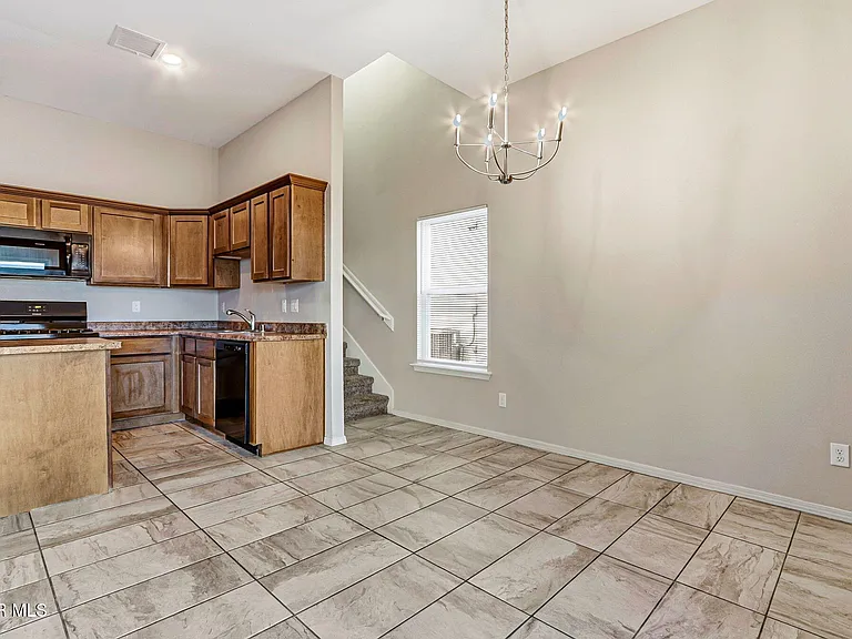 714 Hc Gilbert Minjares Dr #A — Photo 21